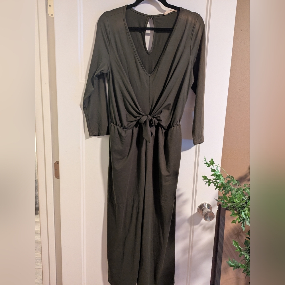 Entro Dark Green V Neck Long Sleeved Romper. Size Medium.